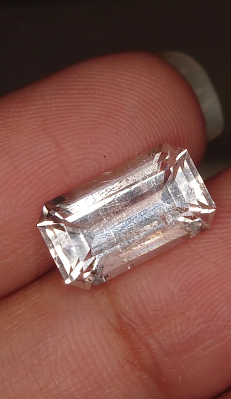 4.3ct Emerald Faceted Morganite Loose Gemstone from Madagascar — view 3